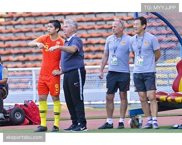 德尚执教成功关键：战术务实与团队凝聚力分析