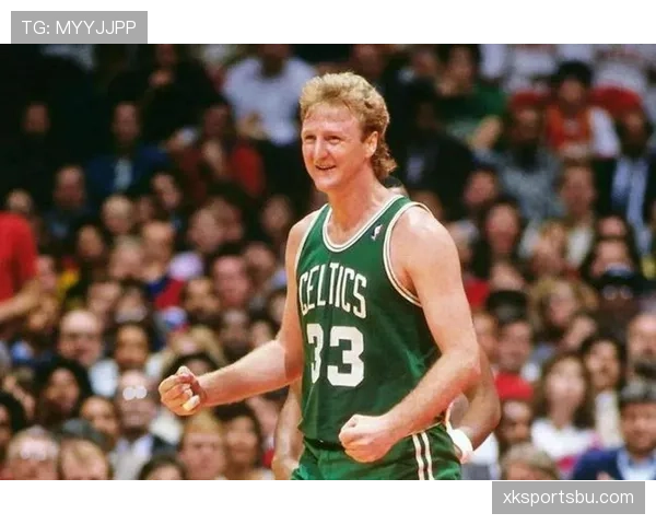 拉里·伯德无球跑位影响效率显著 拆解其关键传球与投篮节奏差异